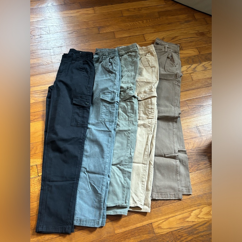 American eagle women’s cargo pants